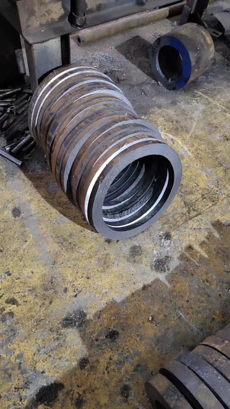 清水河清水河清水河30CrMo无缝钢管切割